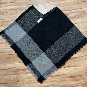 Lane Bryant Black and Gray Knit Poncho